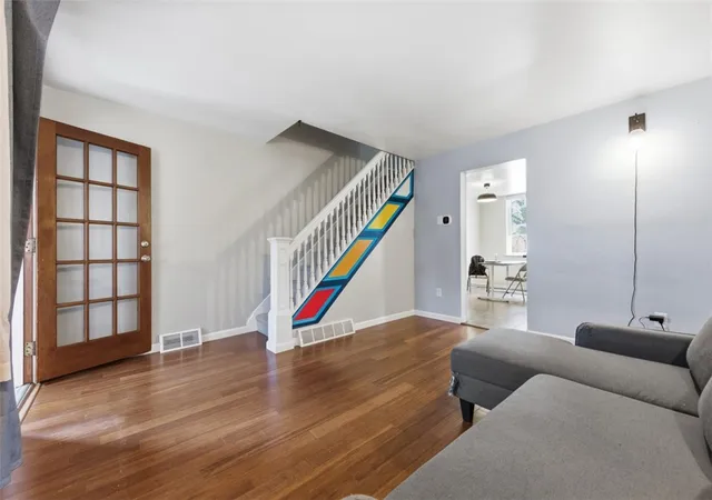 Photo 3 of Single family home for sale at 217 Ilion St, Greenfield, PA 15207 | MLS# 1748476 | Listing updated on 2026-08-20