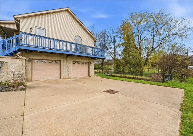 Photo 3 of Single family home for sale at 10486 Mohawk Rd, Conneaut Lake, PA 16316 | MLS# 1748131 | Listing updated on 2026-08-26