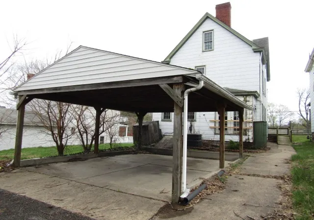 Photo 3 of Single family home for sale at 415 N School St, Avalon, PA 15202 | MLS# 1748931 | Listing updated on 2026-08-27