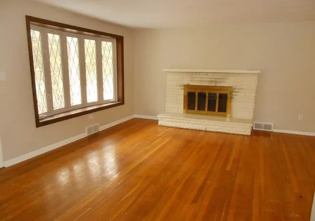 Photo 3 of Single family home for sale at 3828 Arizona Dr, Hampton, PA 15101 | MLS# 1749043 | Listing updated on 2026-08-21