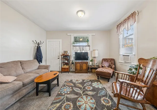 Listing Photo 4 - Condo for sale in building located at 189 Sherman Ave, Vandergrift, PA 15690
