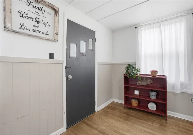 Photo 3 of Single family home for sale at 164 W Pittsburgh St, Delmont, PA 15626 | MLS# 1749109 | Listing updated on 2026-08-22