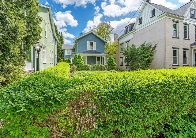 Photo 3 of Single family home for sale at 316 Broad, Sewickley, PA 15143 | MLS# 1749926 | Listing updated on 2026-08-28