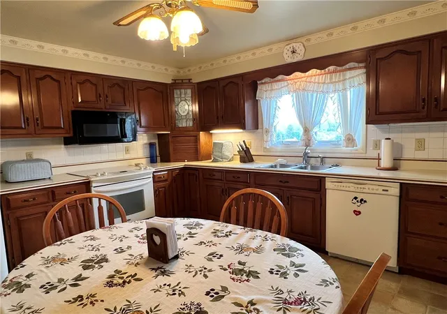 Photo 3 of Single family home for sale at 200 Hill St, Blairsville, PA 15717 | MLS# 1749795 | Listing updated on 2026-10-05