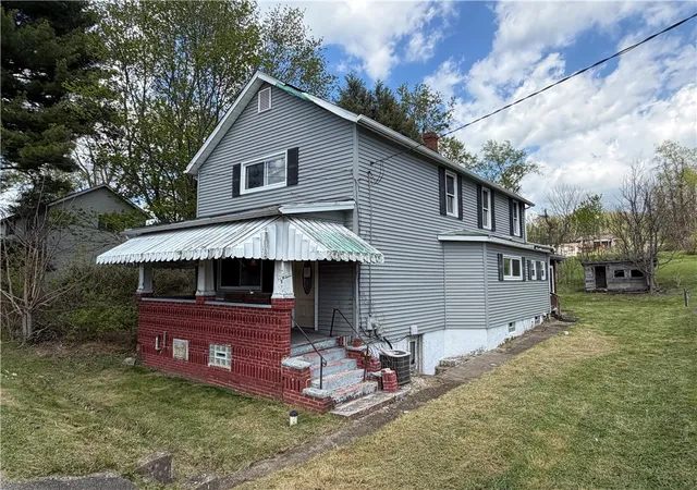 Photo 2 of Single family home for sale at 130 Carr Ave, Menallen Twp, PA 15468 | MLS# 1750185 | Listing updated on 2026-09-16