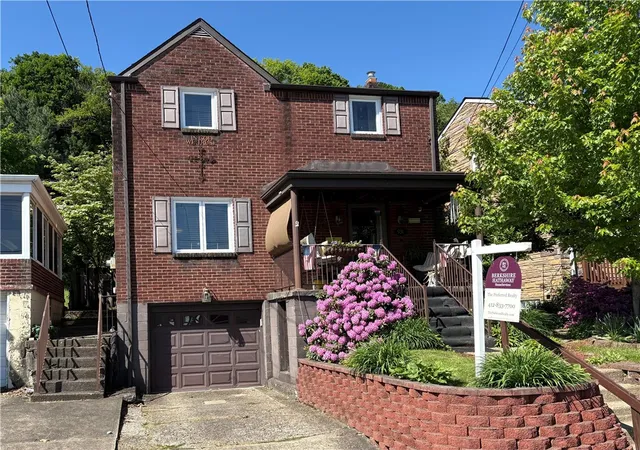 Photo 1 of Single family home for sale at 931 Liberty St, Mc Kees Rocks, PA 15136 | MLS# 1750576 | Listing updated on 2026-08-24