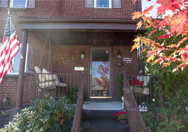 Photo 2 of Single family home for sale at 931 Liberty St, Mc Kees Rocks, PA 15136 | MLS# 1750576 | Listing updated on 2026-08-24