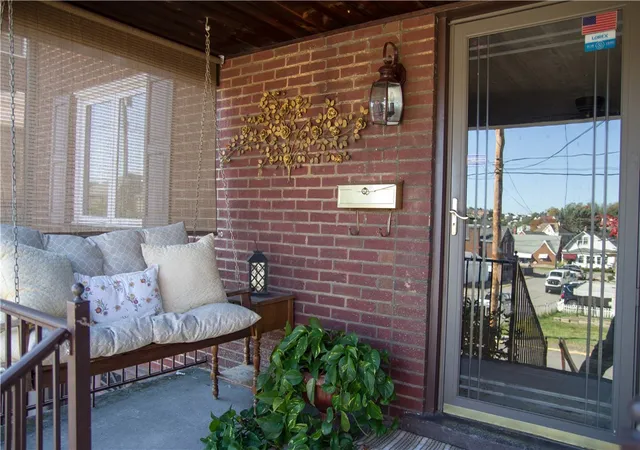Photo 3 of Single family home for sale at 931 Liberty St, Mc Kees Rocks, PA 15136 | MLS# 1750576 | Listing updated on 2026-08-24