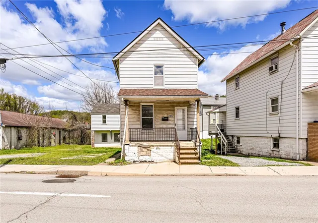 Photo 3 of Multi family home for sale at 765 W Otterman St, Greensburg, PA 15601 | MLS# 1750644 | Listing updated on 2026-08-13