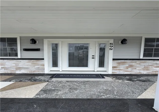 Photo 2 of Single family home for sale at 898 Speyer Ave, Monaca, PA 15061 | MLS# 1751515 | Listing updated on 2026-08-22