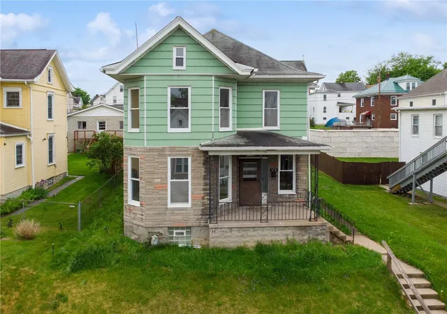 Photo 1 of Single family home for sale at 512 Sidney St, City Of Greensburg, PA 15601 | MLS# 1751566 | Listing updated on 2026-08-19