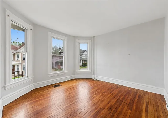 Photo 3 of Single family home for sale at 512 Sidney St, City Of Greensburg, PA 15601 | MLS# 1751566 | Listing updated on 2026-08-19