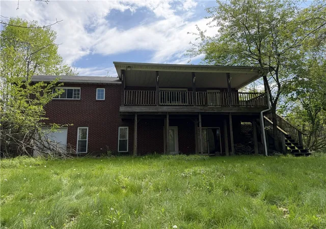 Photo 3 of Sale Pending at 106 Country Ln, Slippery Rock, PA 16057 | MLS# 1751724 | Listing updated on 2026-08-23