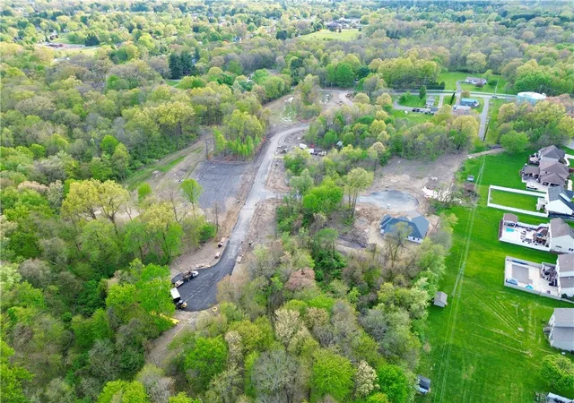 Photo 2 of Single family home for sale at 108 Rose Stone Dr, New Castle, PA 16105 | MLS# 1751806 | Listing updated on 2026-08-08