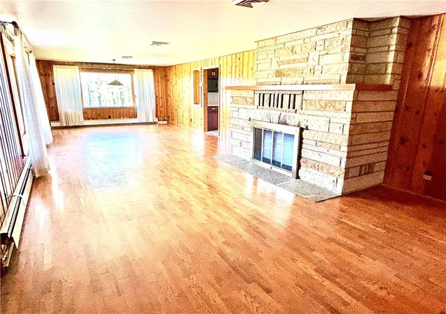 Photo 3 of Single family home for sale at 326 Keslar School Rd, Acme, PA 15610 | MLS# 1751644 | Listing updated on 2026-08-24
