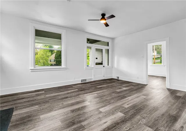 Photo 4 of Single family home for sale at 2123 Grandview Ave, Monroeville, PA 15146 | MLS# 1751987 | Listing updated on 2026-08-19