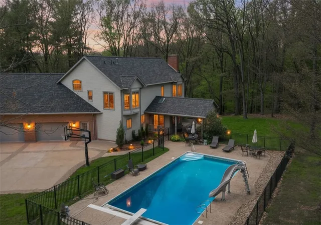 Photo 4 of Single family home for sale at 141 Timbersprings Dr, Indiana, PA 15701 | MLS# 1752098 | Listing updated on 2026-08-19