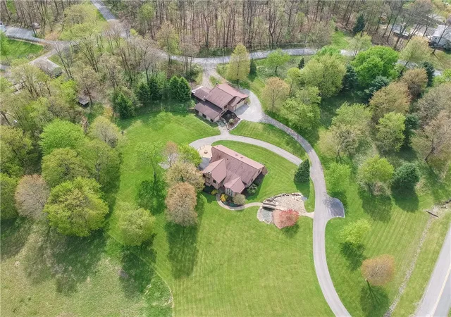Photo 2 of Sale Pending at 481 Chicora Fenelton Rd, Chicora, PA 16025 | MLS# 1751822 | Listing updated on 2026-08-17