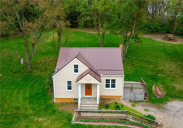 Photo 2 of Single family home for sale at 973 Blackhawk Rd, South Beaver Twp, PA 15010 | MLS# 1752400 | Listing updated on 2026-08-24