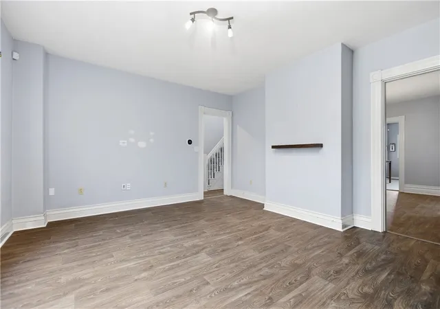 Photo 5 of Sale Pending at 432 Jefferson Ave, Pittsburgh, PA 15202 | MLS# 1752784 | Listing updated on 2026-08-29
