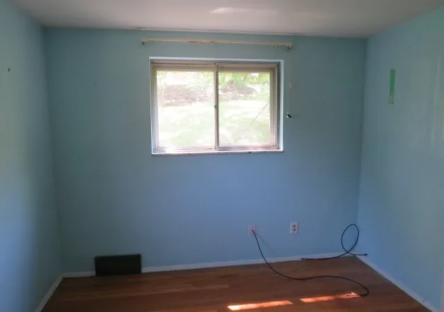 Photo 4 of Sale Pending at 429 Woodrift Ln, Pleasant Hills, PA 15236 | MLS# 1752995 | Listing updated on 2026-08-28