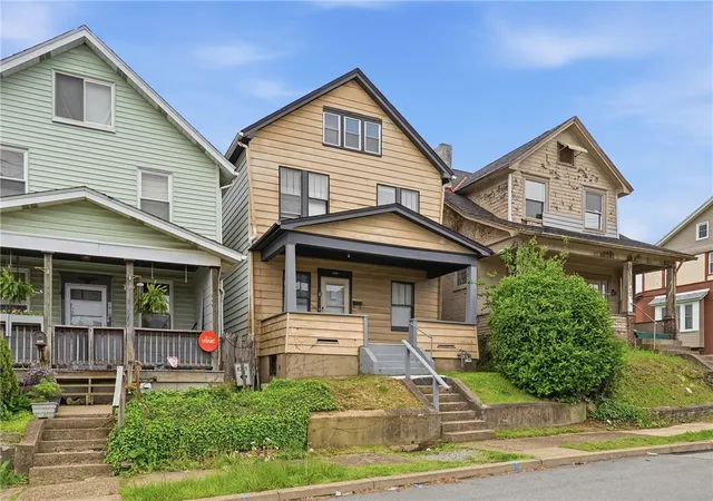 Photo 2 of Single family home for sale at 2812 Jenny Lind St, Mc Keesport, PA 15132 | MLS# 1752543 | Listing updated on 2026-09-24