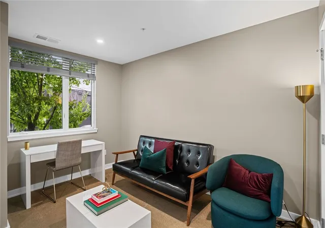 Photo 3 of Townhouse for sale at 5501 Butler St, Pittsburgh, PA 15201 | MLS# 1753108 | Listing updated on 2026-08-19