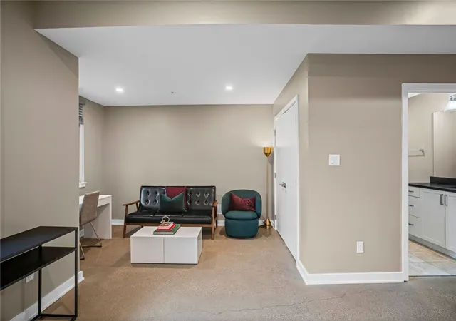 Photo 5 of Townhouse for sale at 5501 Butler St, Pittsburgh, PA 15201 | MLS# 1753108 | Listing updated on 2026-08-19
