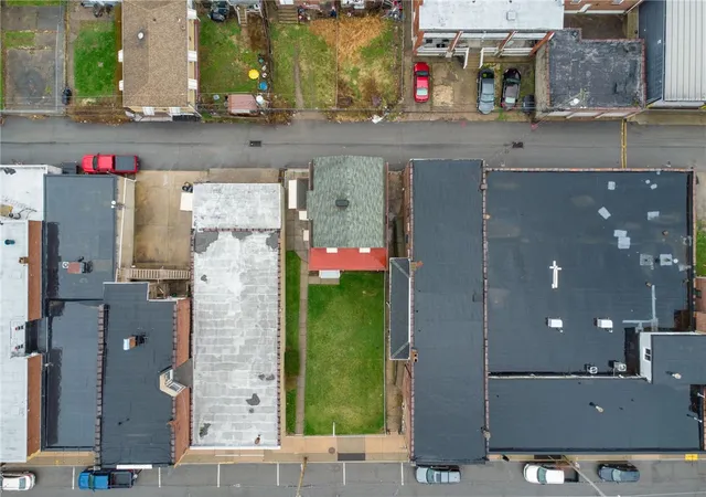 Photo 18 of Single family home for sale at 620 Broadway Ave, Mc Kees Rocks, PA 15136 | MLS# 1753436 | Listing updated on 2026-08-30