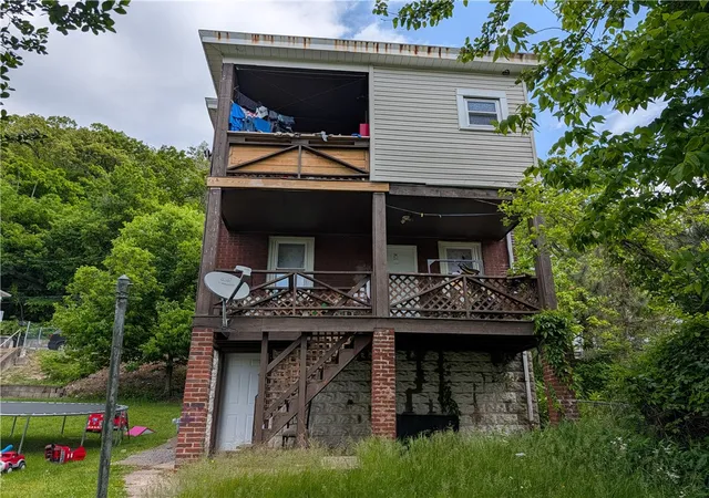 Photo 26 of Multi family home for sale at 825 Benwood Ave, Mc Kees Rocks, PA 15136 | MLS# 1753585 | Listing updated on 2026-08-18