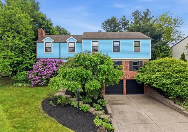 Photo 1 of Single family home for sale at 911 Summit Dr, Marshall, PA 15090 | MLS# 1753535 | Listing updated on 2026-08-29