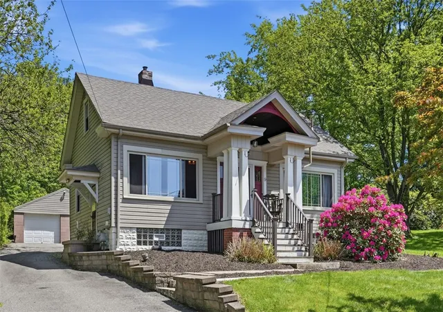 Photo 3 of Single family home for sale at 9 Speer Dr, Coraopolis, PA 15108 | MLS# 1753833 | Listing updated on 2026-08-22