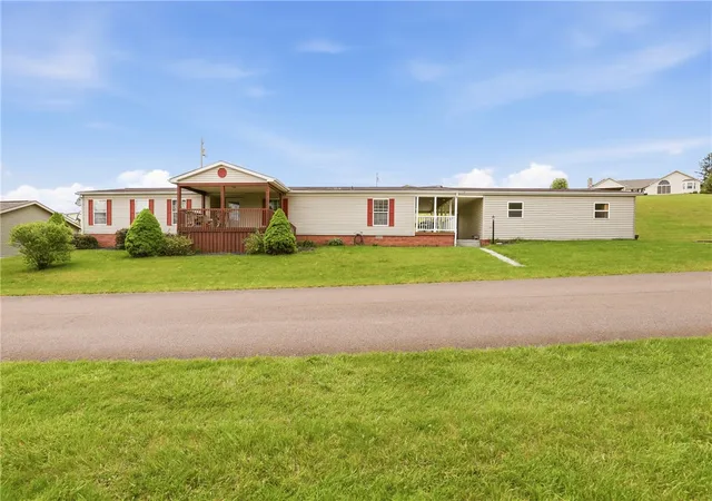 Photo 2 of Manufactured home for sale at 54 Brodview Ln, Berlin, PA 15530 | MLS# 1753940 | Listing updated on 2026-08-26