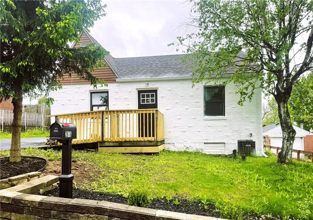 Photo 1 of Single family home for sale at 2616 Kenview Dr, New Kensington, PA 15068 | MLS# 1754189 | Listing updated on 2026-08-29
