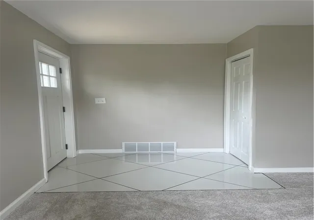 Photo 2 of Single family home for sale at 2616 Kenview Dr, New Kensington, PA 15068 | MLS# 1754189 | Listing updated on 2026-08-29