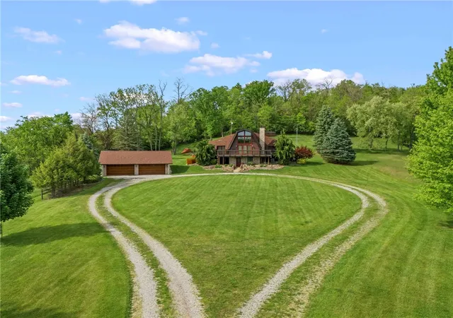 Photo 1 of Single family home for sale at 68 Putorti Ln, Chartiers, PA 15317 | MLS# 1754452 | Listing updated on 2026-08-30