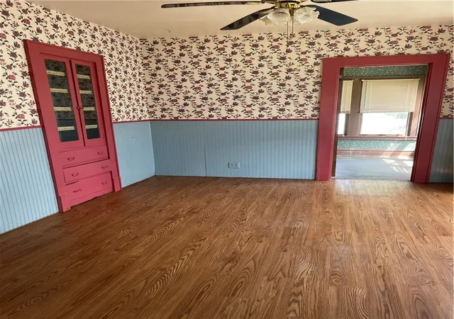 Photo 2 of Single family home for sale at 285 Sherman, Sharon, PA 16146 | MLS# 1754371 | Listing updated on 2026-09-27