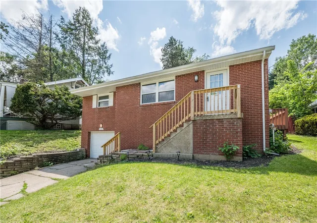 Photo 3 of Single family home for sale at 239 Pointview, Pittsburgh, PA 15227 | MLS# 1754593 | Listing updated on 2026-08-27