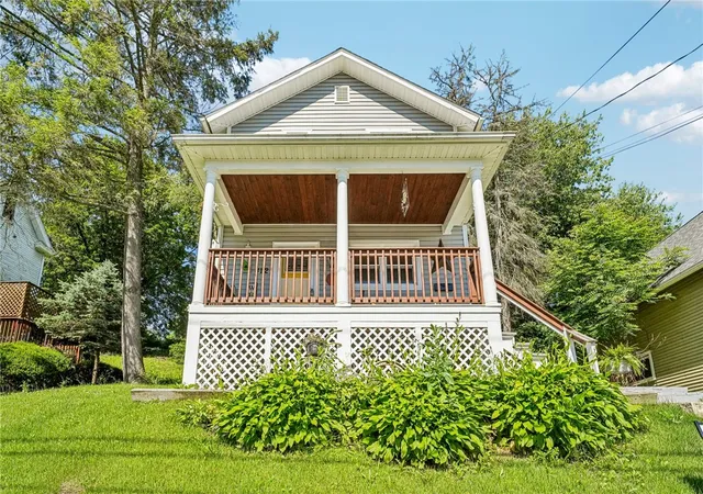 Photo 1 of Single family home for sale at 412 Brown Ave, Butler, PA 16001 | MLS# 1754770 | Listing updated on 2026-08-21