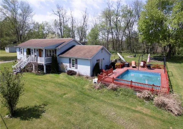 Photo 2 of Single family home for sale at 1611 Oneida Valley Rd, Chicora, PA 16025 | MLS# 1753529 | Listing updated on 2026-08-20
