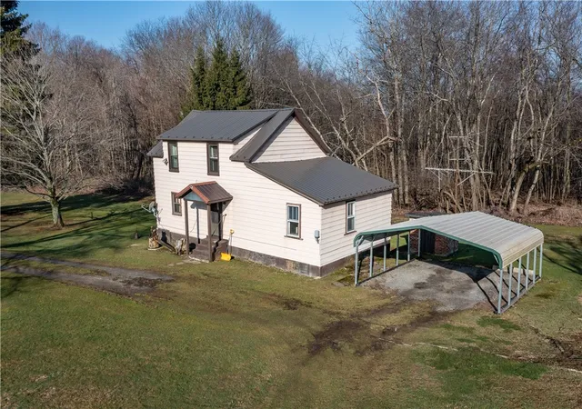 Photo 4 of Sale Pending at 7355 Penn Ave, Somerset, PA 15501 | MLS# 1755110 | Listing updated on 2026-08-21