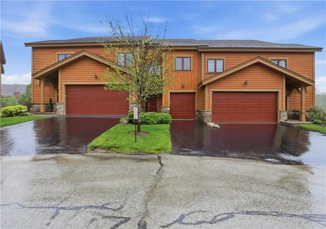 Photo 1 of Townhouse for sale at 553 Woodside Crescent, Seven Springs Resort, PA 15622 | MLS# 1755287 | Listing updated on 2026-08-17