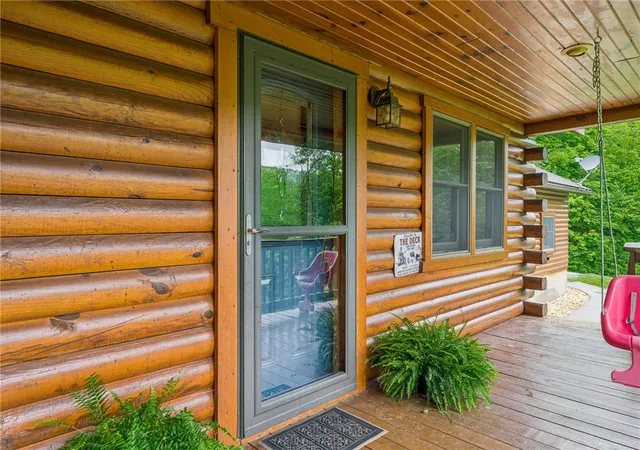 Photo 3 of Sale Pending at 905 Indian Crk Valley Rd, Indian Head, PA 15446 | MLS# 1755306 | Listing updated on 2026-08-24