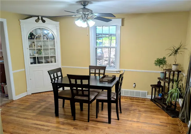 Photo 2 of Single family home for sale at 202 Park Pl, Pittsburgh, PA 15237 | MLS# 1755400 | Listing updated on 2026-08-24