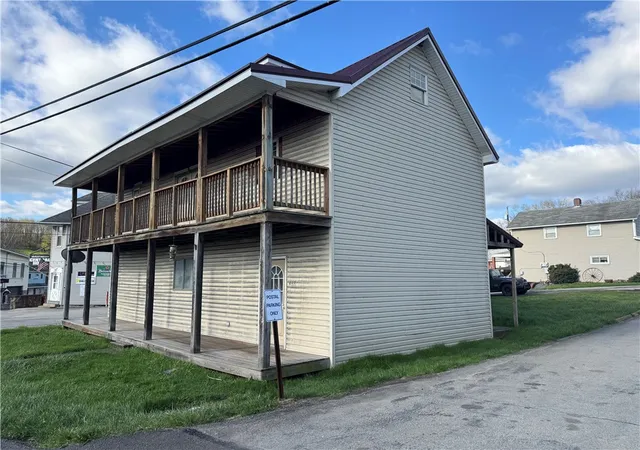 Photo 3 of House for sale at 117 Station St, South Huntingdon, PA 15698 | MLS# 1755750 | Listing updated on 2026-08-18