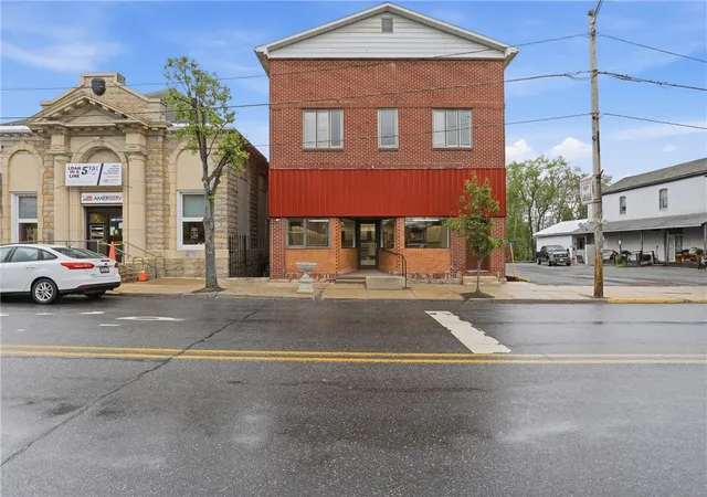 Photo 2 of Single family home for sale at 112 Sunshine Ave, Central City, PA 15926 | MLS# 1757212 | Listing updated on 2026-08-12