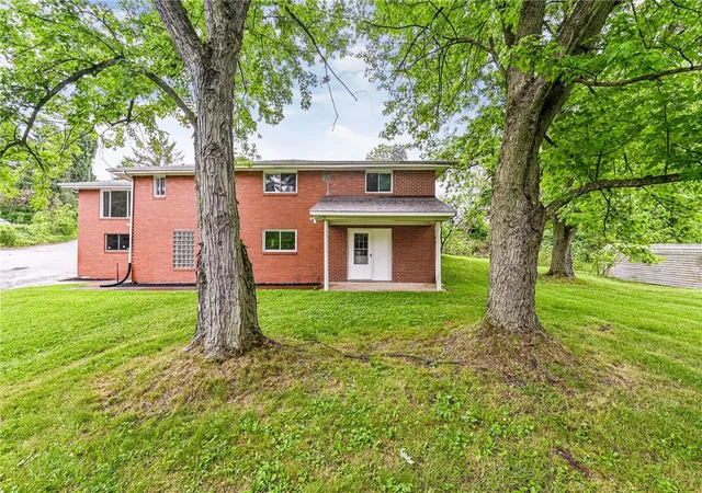 Photo 2 of Single family home for sale at 5601 Rodgers St, Lincoln Place, PA 15207 | MLS# 1757522 | Listing updated on 2026-08-18