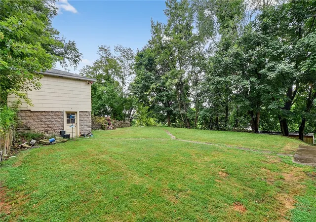 Photo 30 of Single family home for sale at 606 N Penn St, Penn, PA 15675 | MLS# 1757560 | Listing updated on 2026-08-24