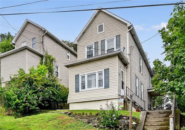 Photo 2 of Single family home for sale at 606 N Penn St, Penn, PA 15675 | MLS# 1757560 | Listing updated on 2026-08-24