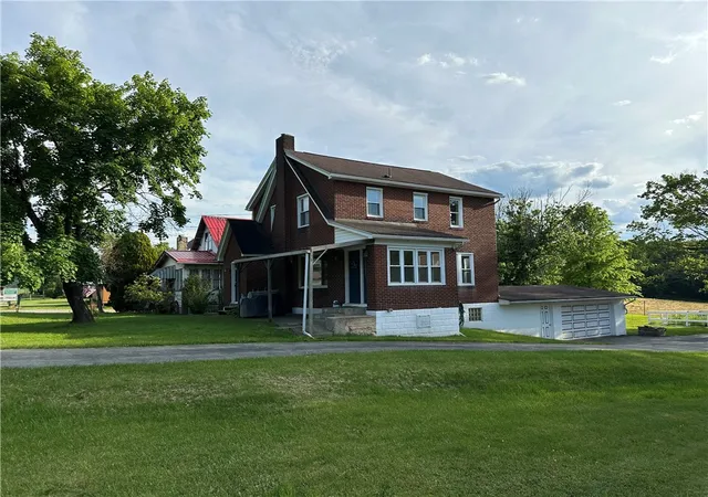Photo 3 of Single family home for sale at 865 E Brady Rd, Cowansville, PA 16218 | MLS# 1757485 | Listing updated on 2026-09-30